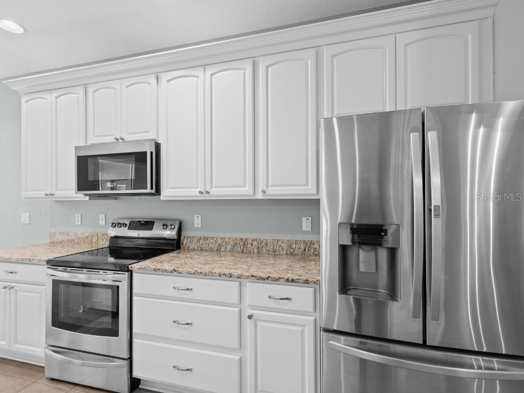 11050 Kiskadee Circle New Port Richey FL 34654 W7874202 image8