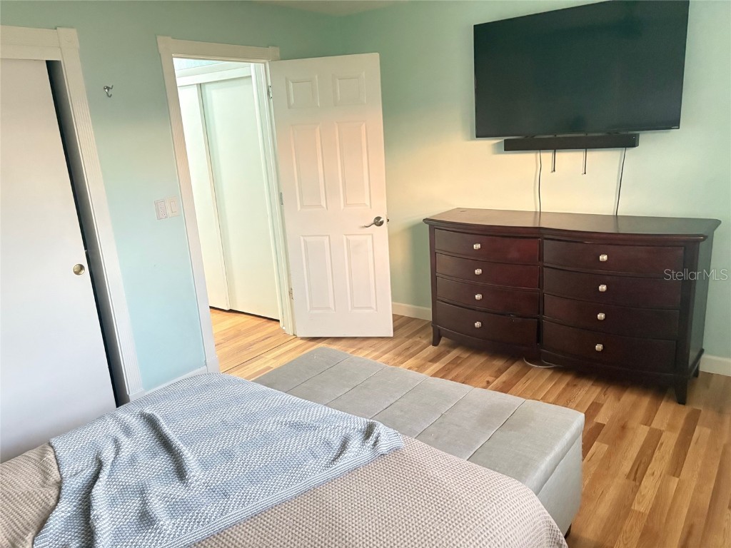 11054 91st Terrace Seminole FL 33772 TB8431587 image13