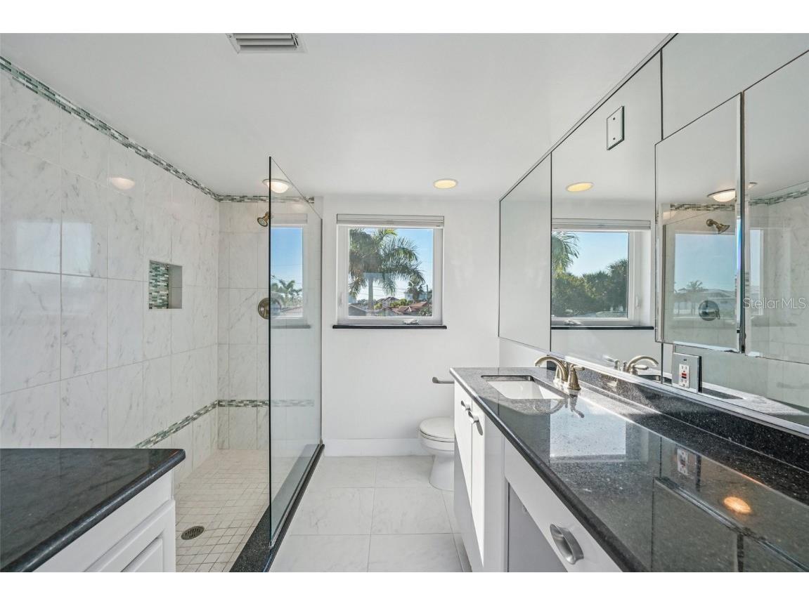 11055 6th Street E Treasure Island FL 33706 TB8456026 image26