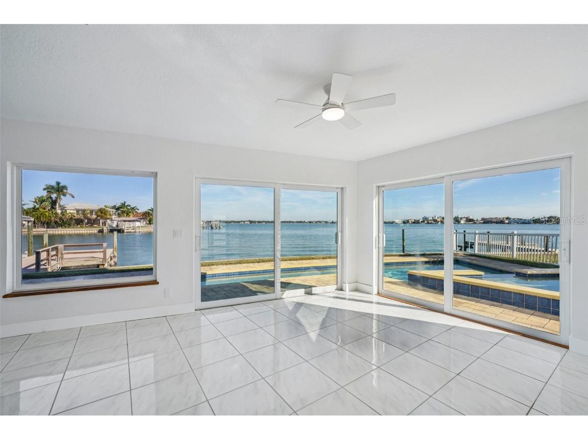 11055 6th Street E Treasure Island FL 33706 TB8456026 image4