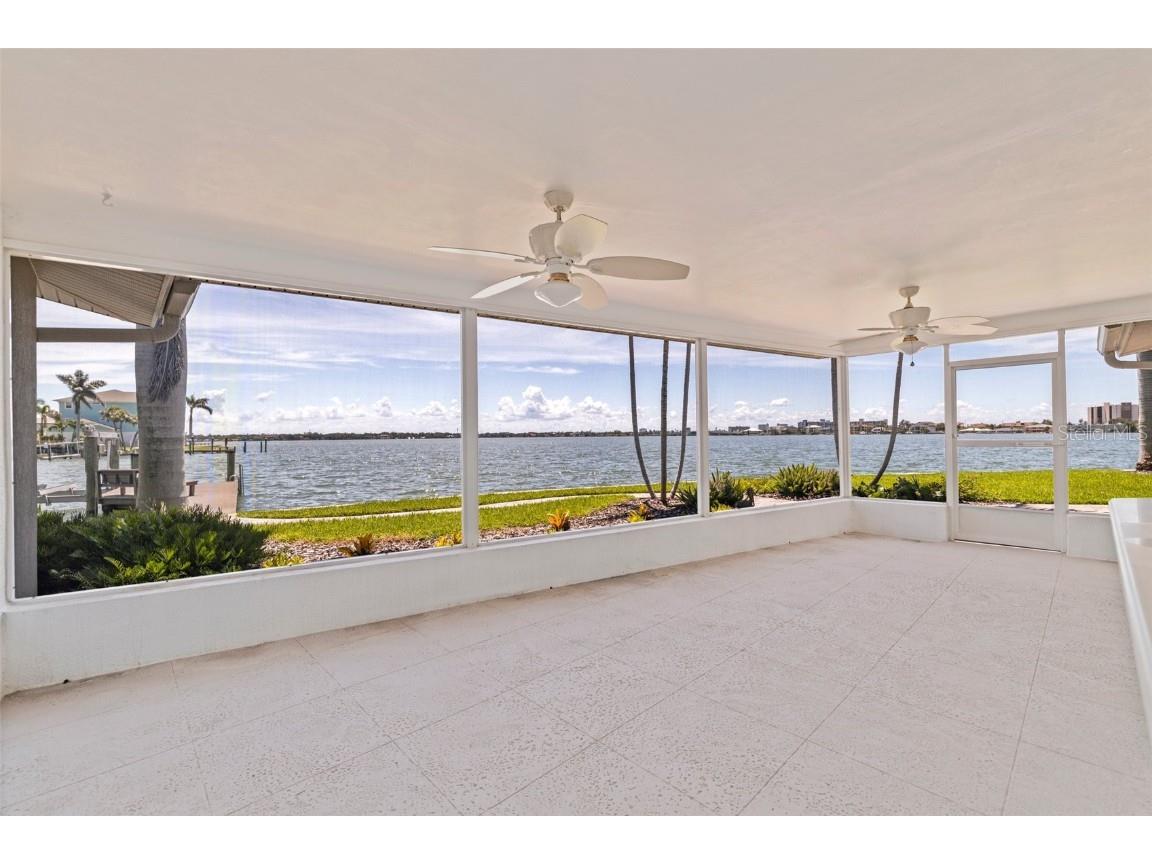 11055 7th Street E Treasure Island FL 33706 - BOCA CIEGA BAY TB8402262 image24