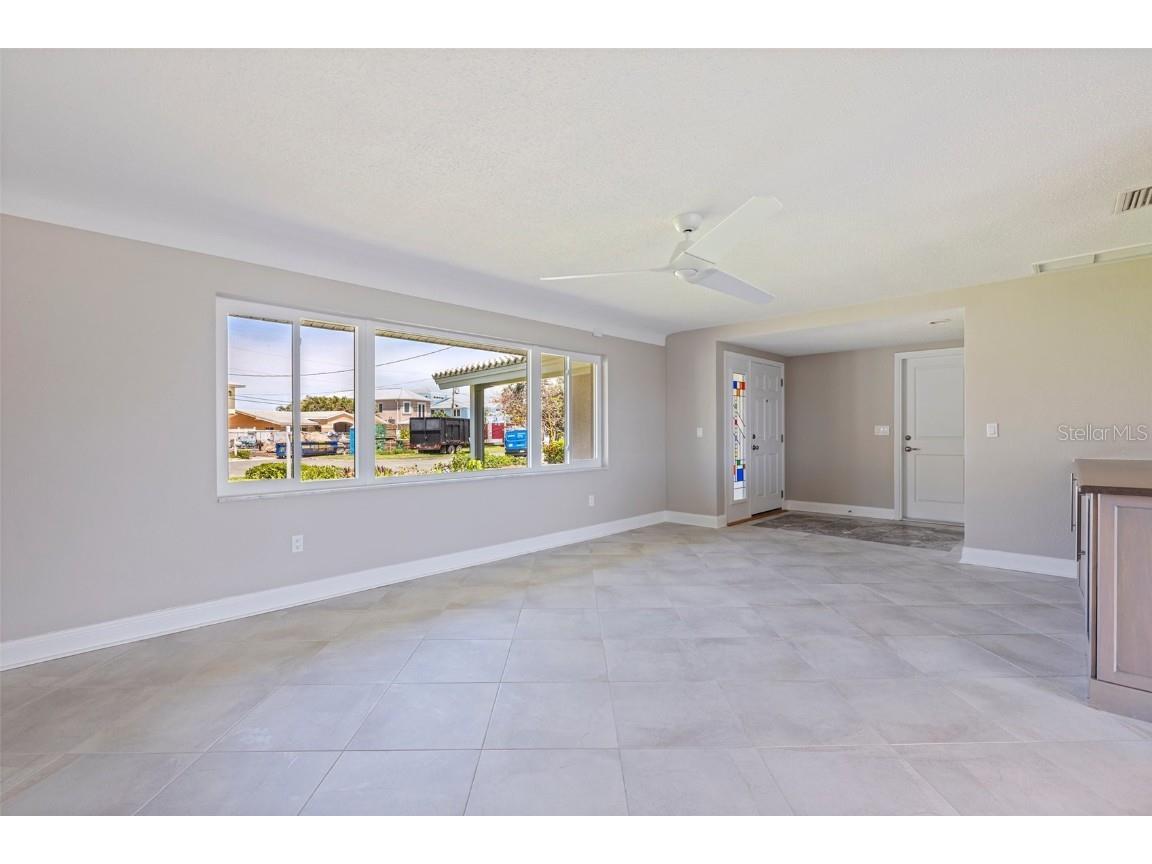 11055 7th Street E Treasure Island FL 33706 - BOCA CIEGA BAY TB8402262 image5