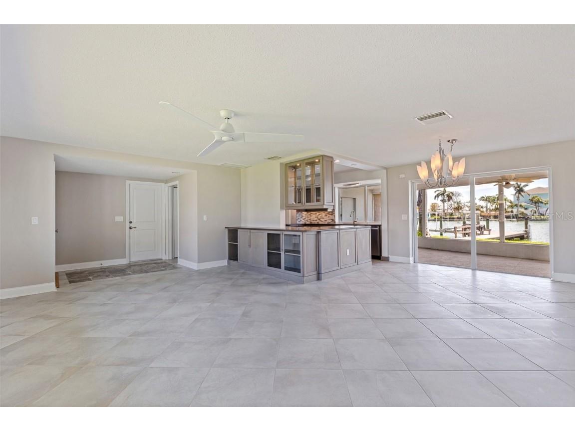 11055 7th Street E Treasure Island FL 33706 - BOCA CIEGA BAY TB8402262 image7