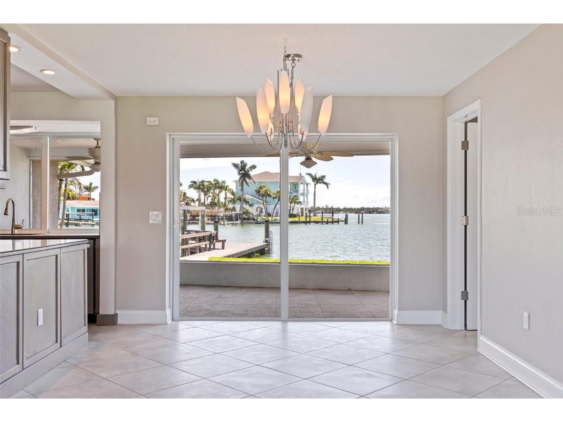 11055 7th Street E Treasure Island FL 33706 - BOCA CIEGA BAY TB8402262 image8