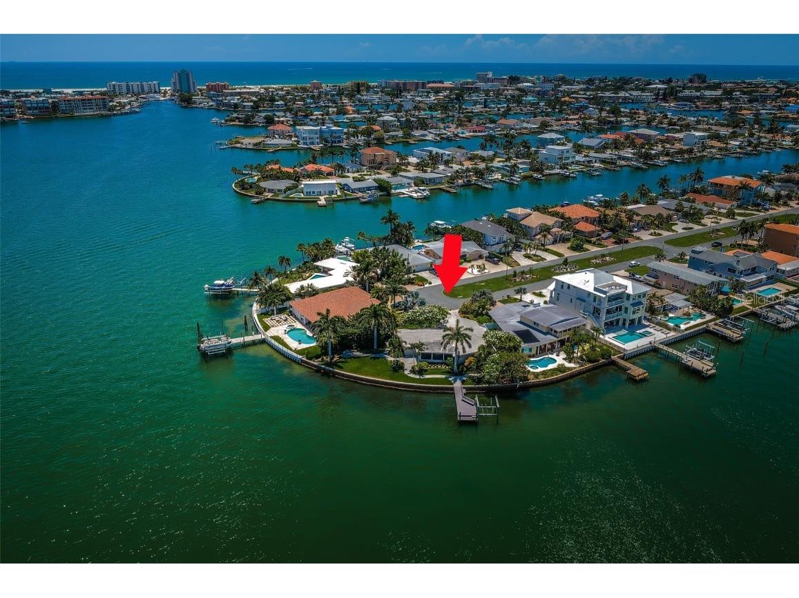 11055 7th Street E Treasure Island FL 33706 - BOCA CIEGA BAY U8248032 image1