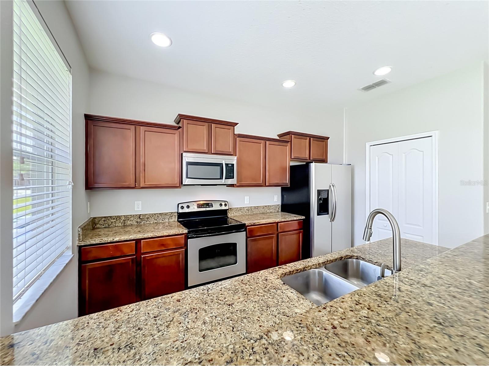 11056 Savannah Landing Circle Orlando FL 32832 O6409161 image18