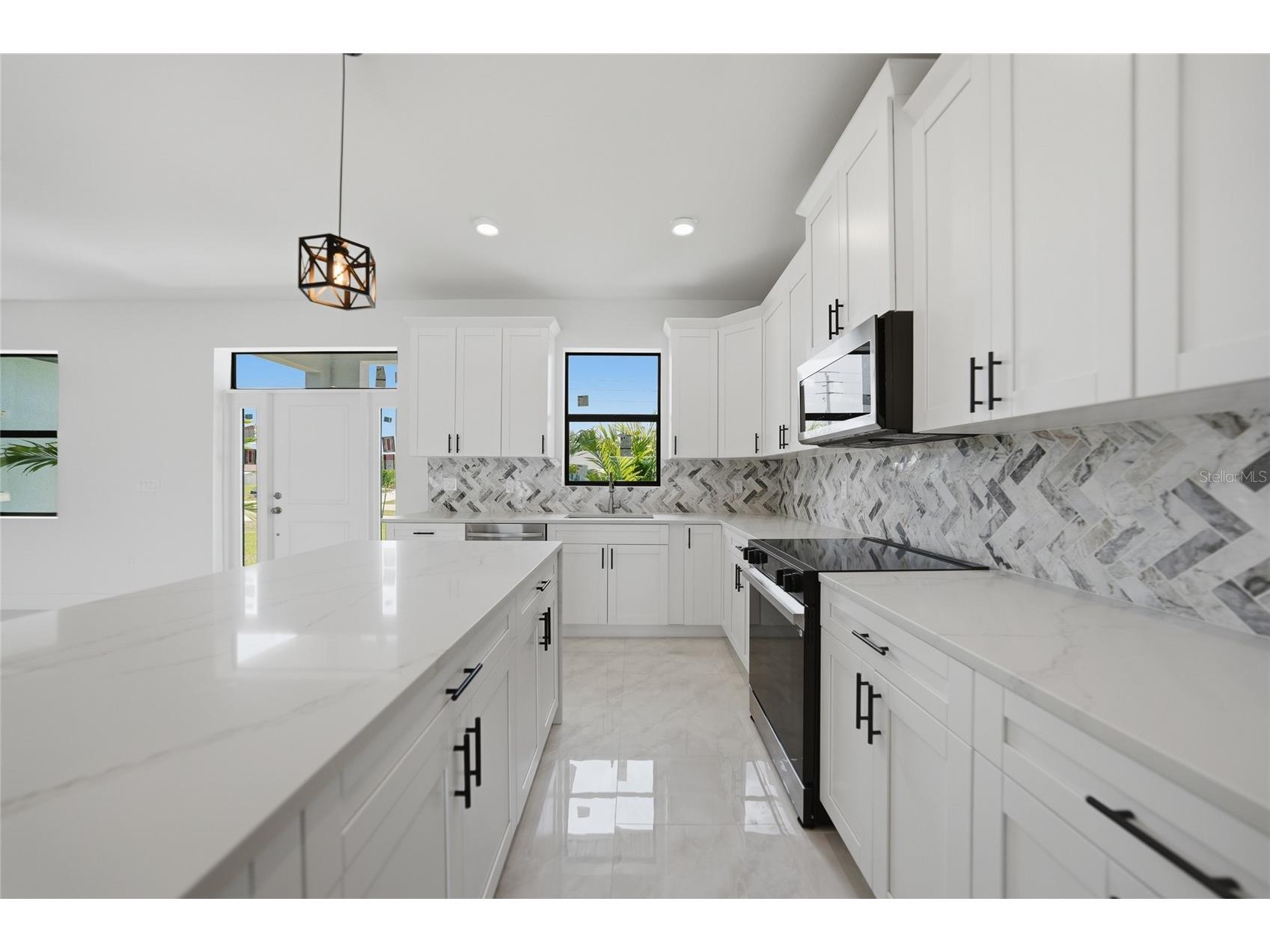 11058 Gulfstream Boulevard Englewood FL 34224 C7524139 image11