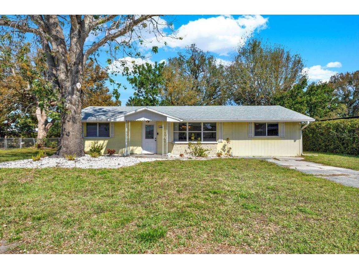 1106 40th Avenue W Bradenton FL 34205 W7872848 image1