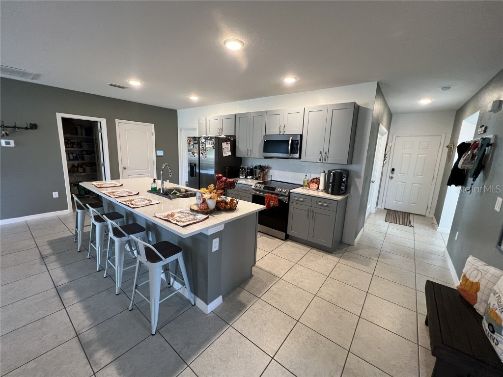 1106 Althea Drive Indian Lake Estates FL 33855 - LAKE WALK IN WATER P4937231 image2