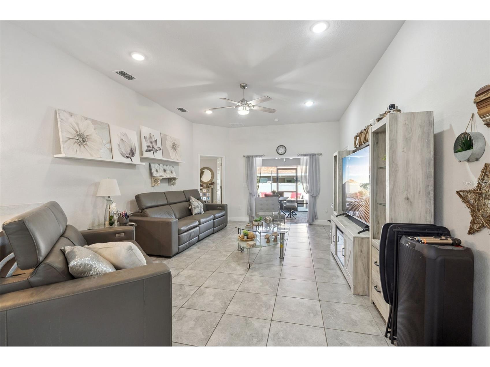 1106 Citrus Landings Boulevard Davenport FL 33837 O6422698 image5