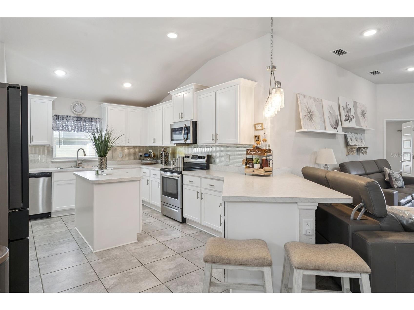 1106 Citrus Landings Boulevard Davenport FL 33837 O6422698 image7