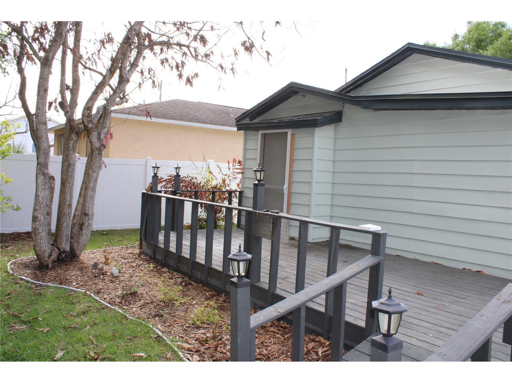 1106 E Dr Martin Luther King Jr Boulevard Plant City FL 33563 TB8494799 image19