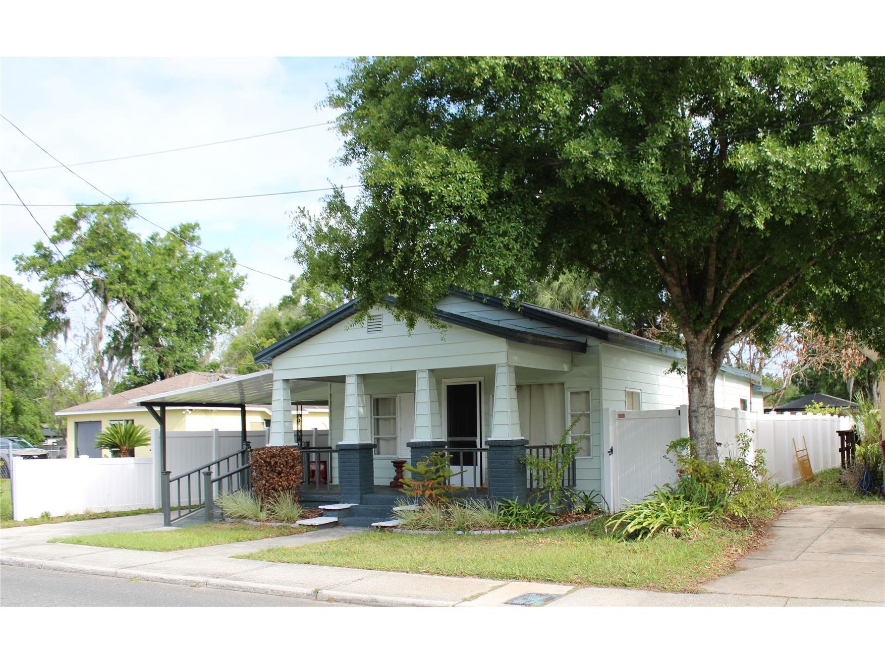 1106 E Dr Martin Luther King Jr Boulevard Plant City FL 33563 TB8494799 image2