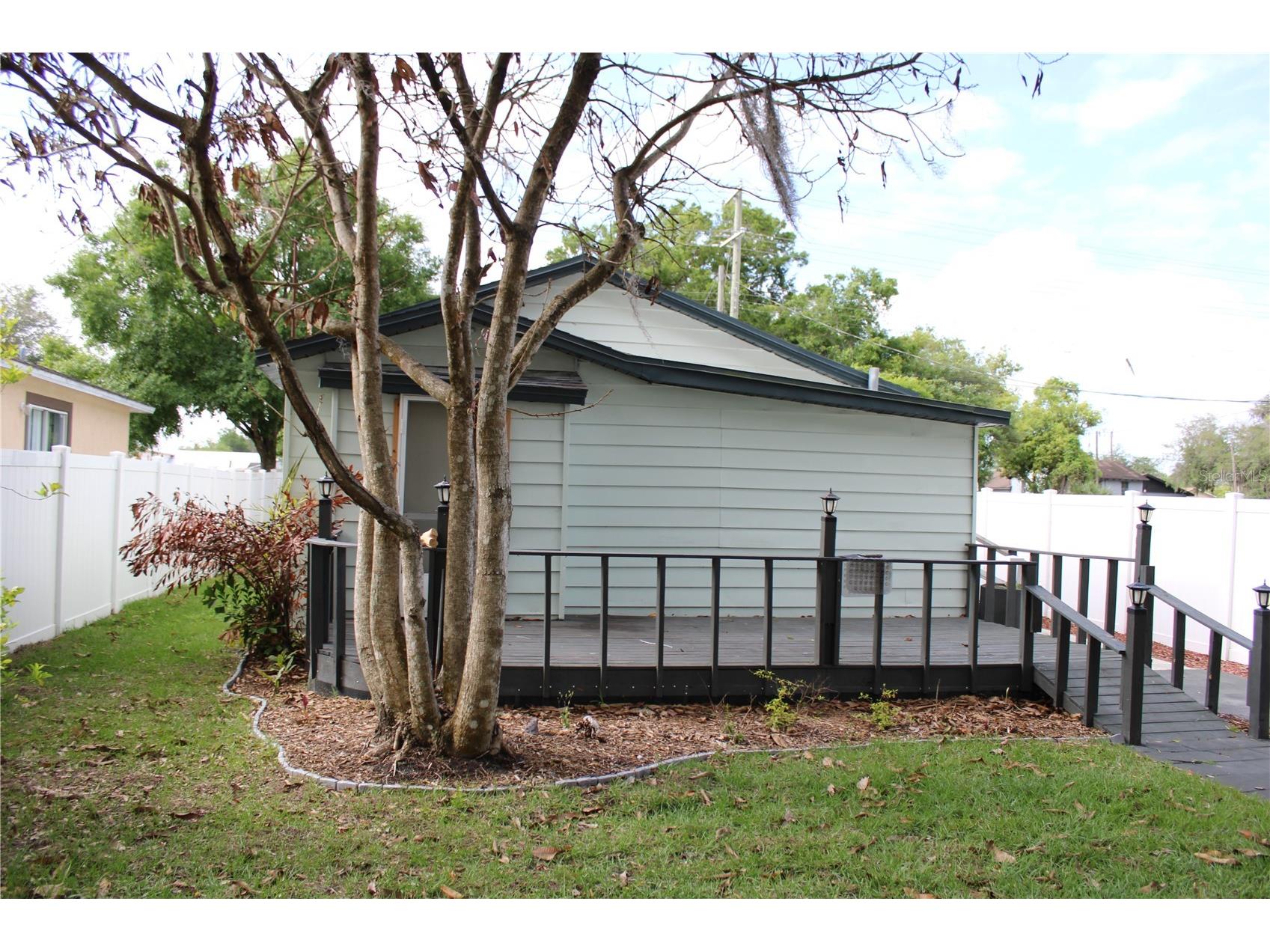 1106 E Dr Martin Luther King Jr Boulevard Plant City FL 33563 TB8494799 image21