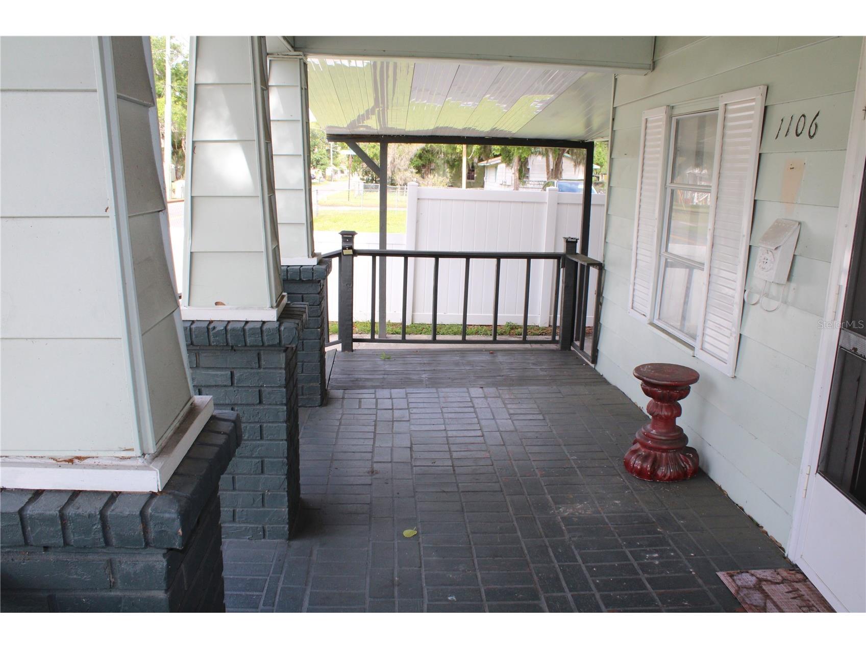 1106 E Dr Martin Luther King Jr Boulevard Plant City FL 33563 TB8494799 image6