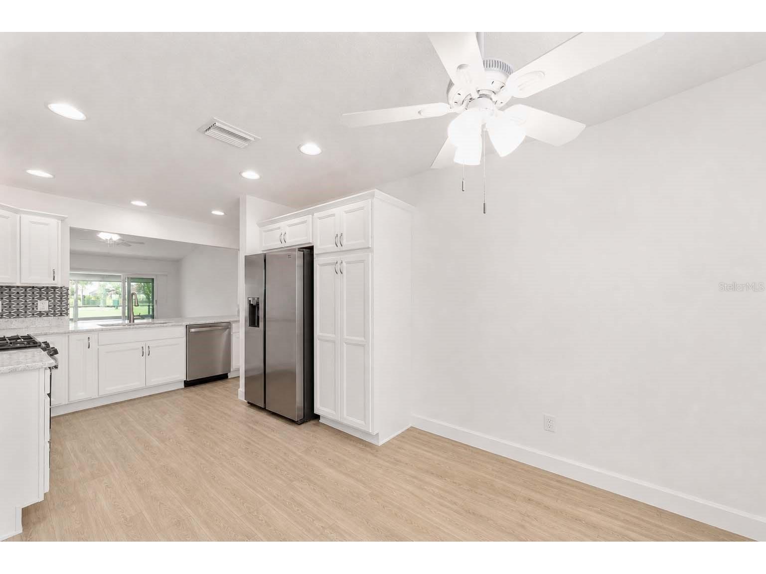 1106 Ebling Loop The Villages FL 32163 OM724218 image7