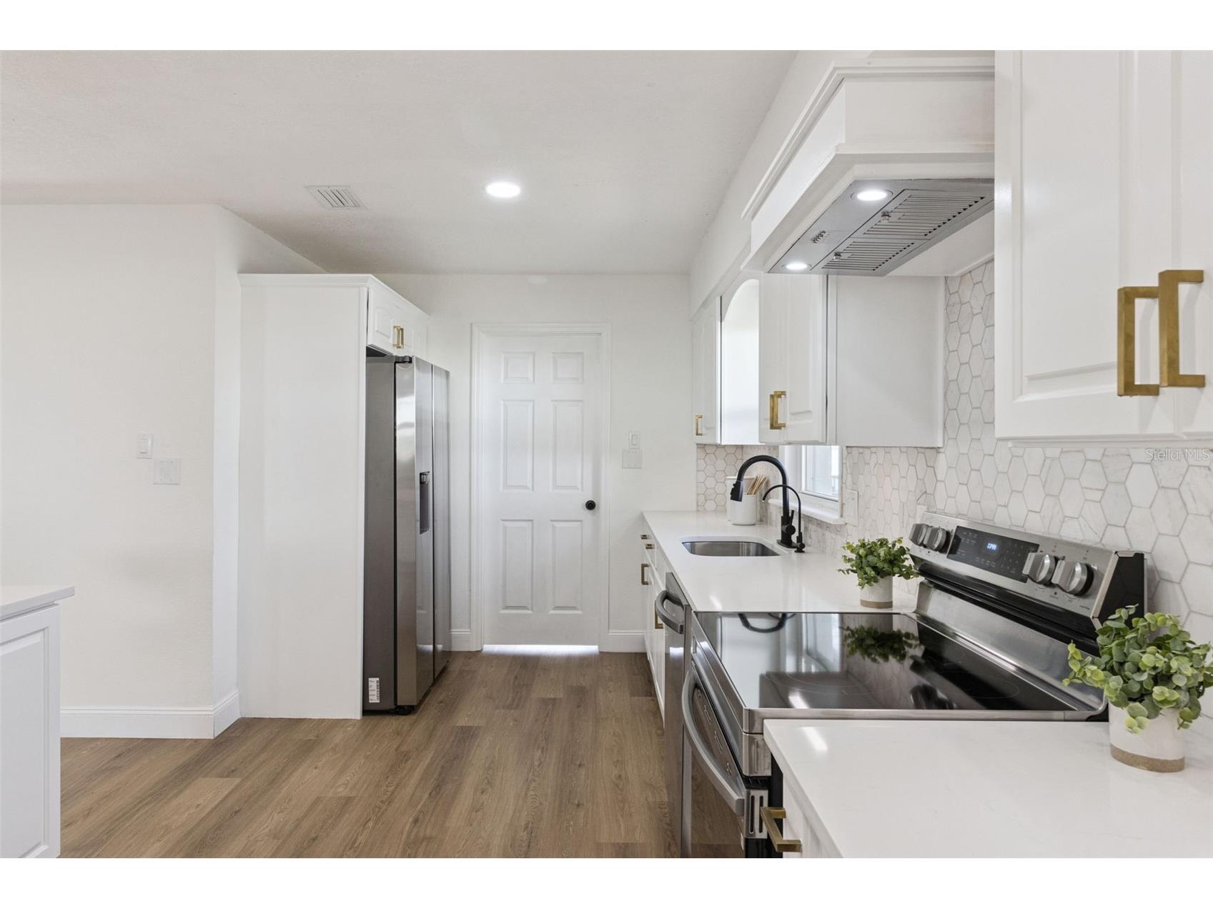 1106 Lake Ariana Boulevard Auburndale FL 33823 - LAKE ARIANA O6385589 image17