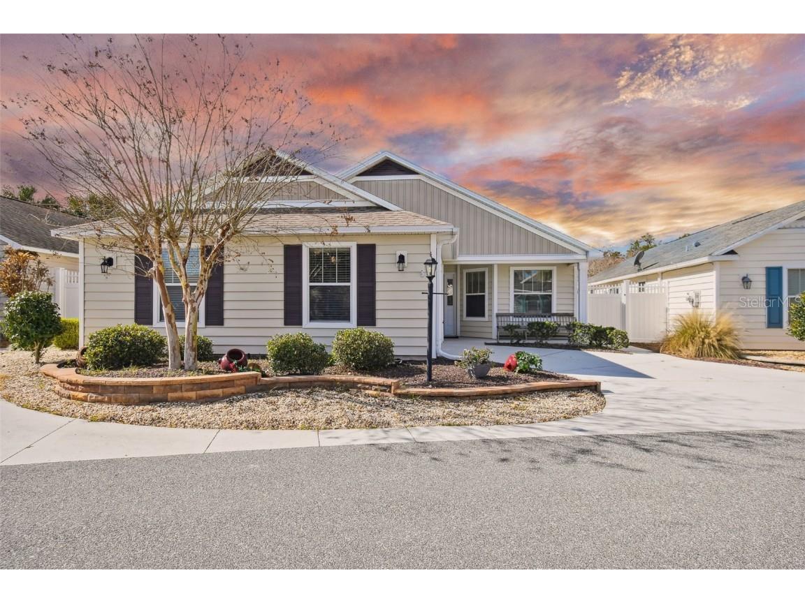 1106 Peninsula Street The Villages FL 32162 U8186732 image1