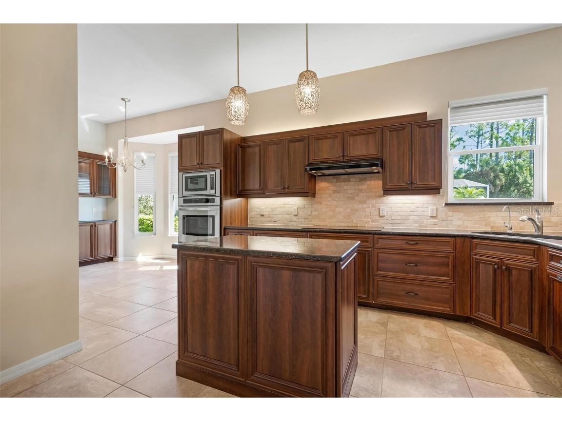 11065 Barnsley Drive Venice FL 34293 A4665935 image6