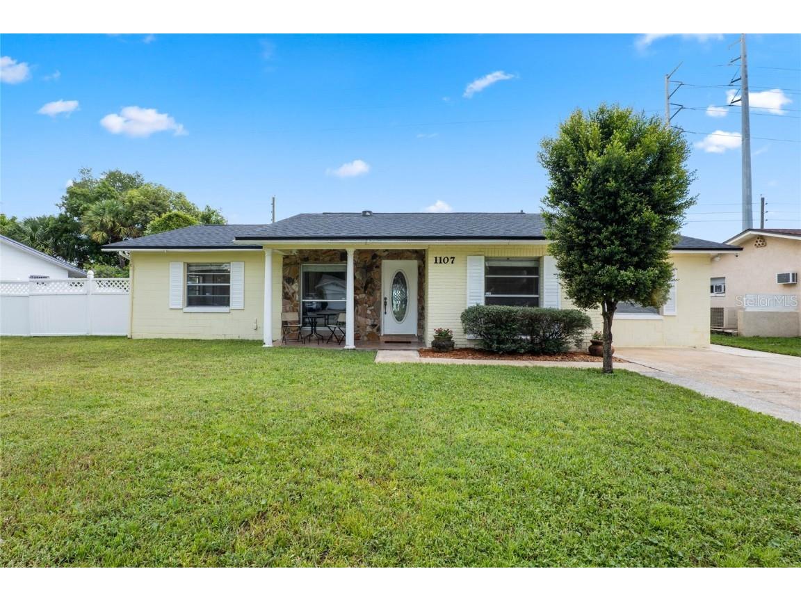 1107 Brockway Avenue Orlando FL 32807 O6236765 image1