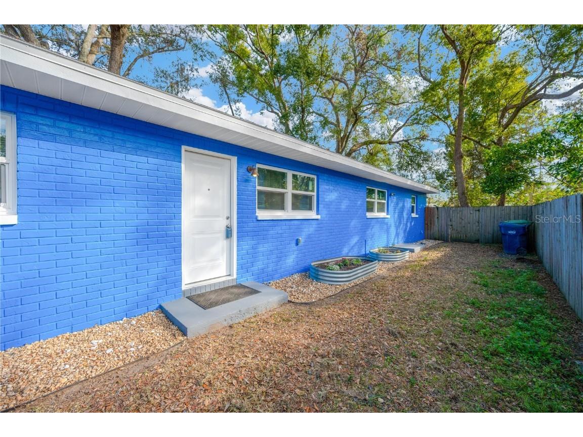 1107 E Chilkoot Avenue Tampa FL 33612 TB8344443 image1