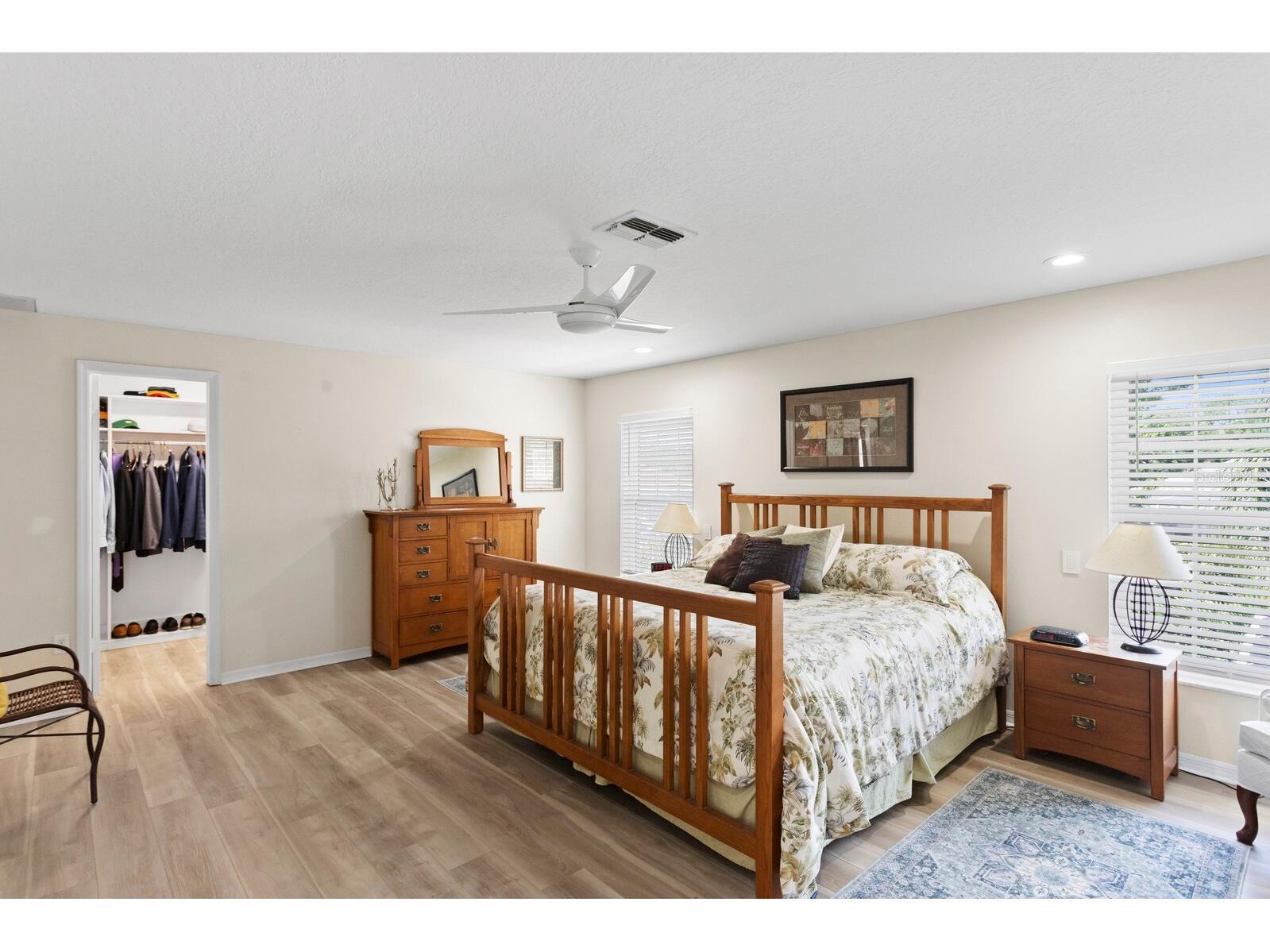 1107 Glenn Lane Safety Harbor FL 34695 TB8510218 image37