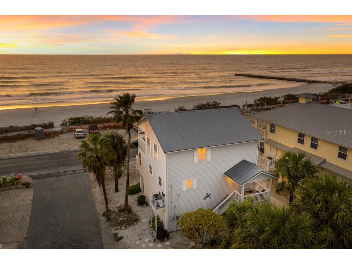 1107 Gulf Drive S Bradenton Beach FL 34217 A4603481 image1