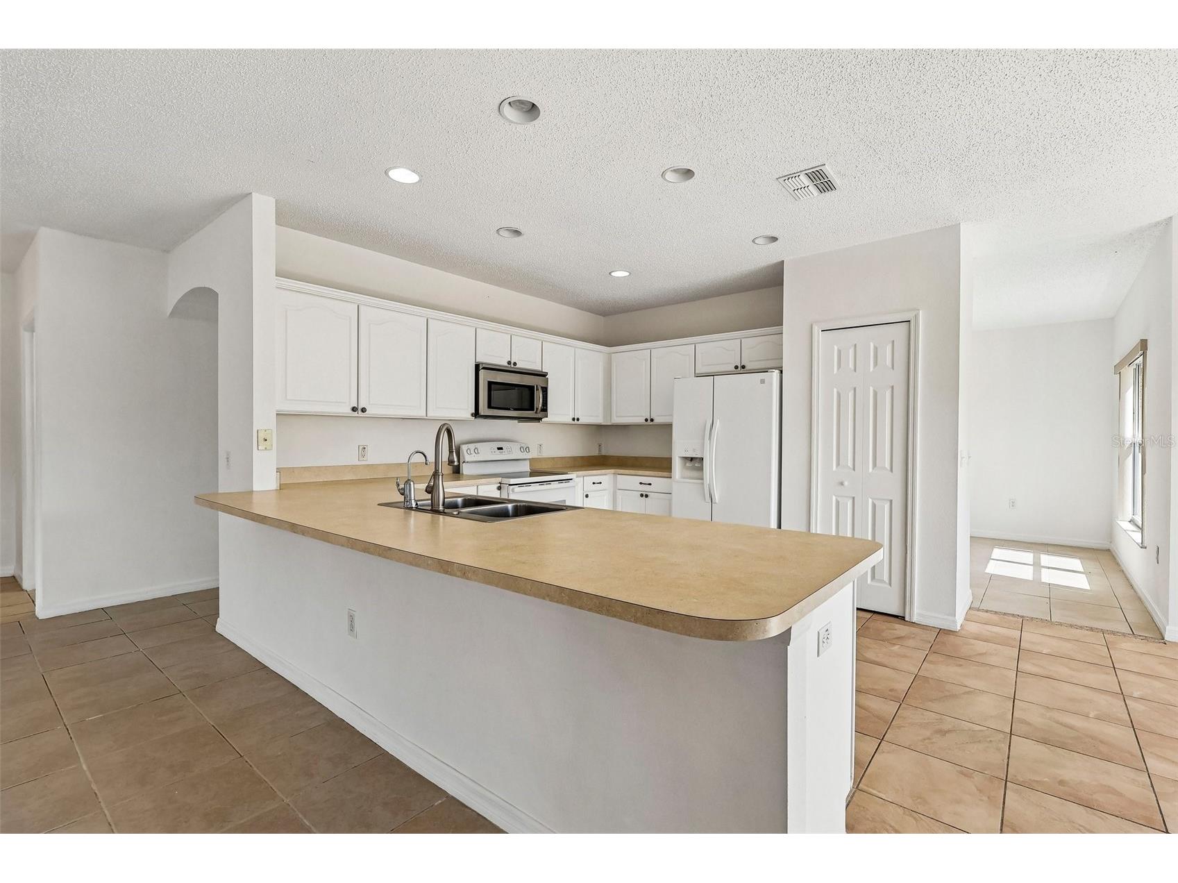 1107 James Way Poinciana FL 34759 O6407302 image12