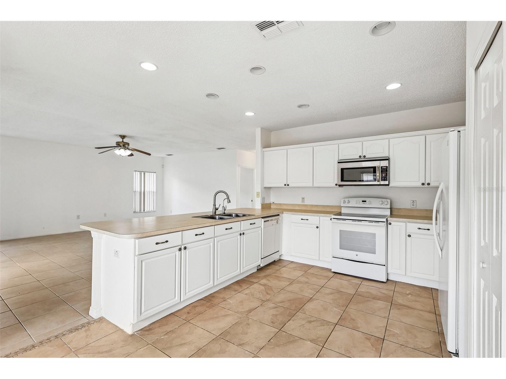1107 James Way Poinciana FL 34759 O6407302 image9