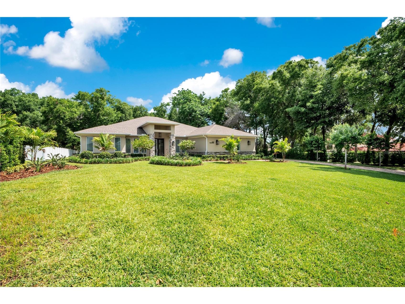 1107 Palm Cove Drive Orlando FL 32835 O6406584 image2