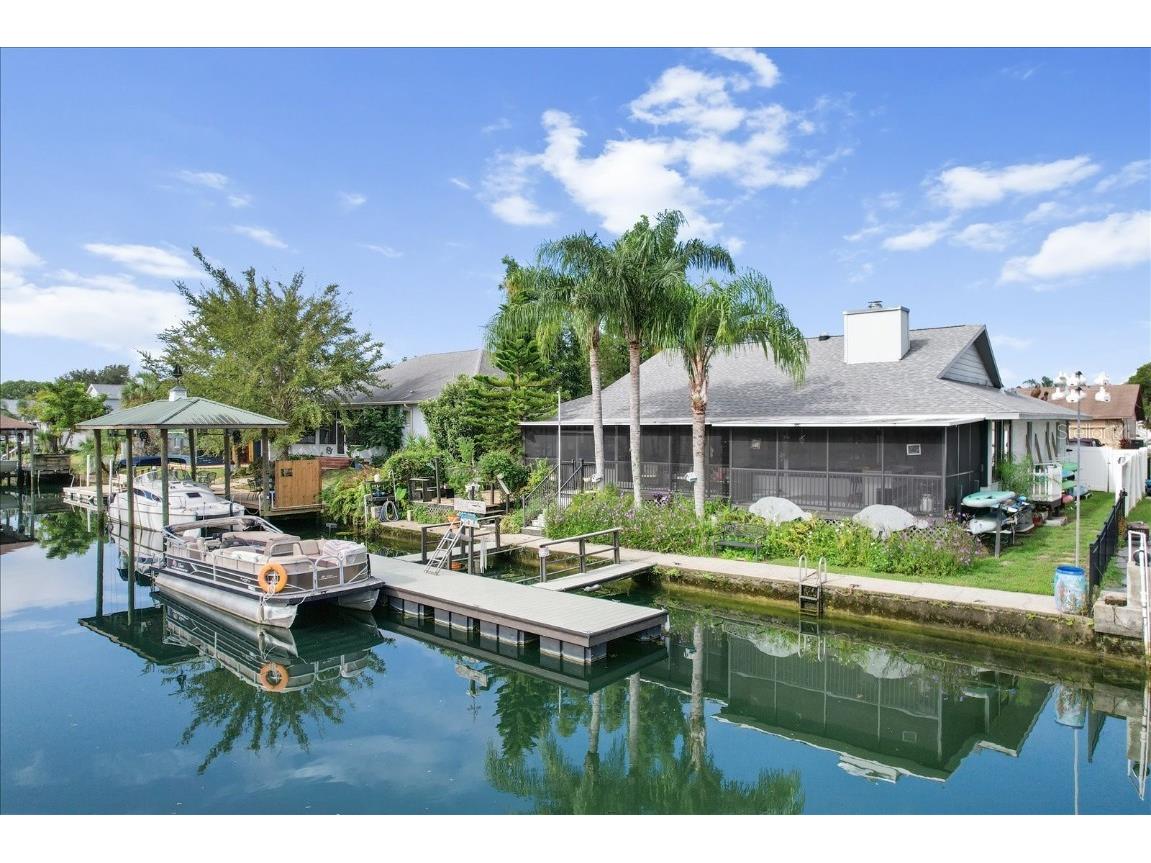 1107 SE 4th Avenue Crystal River FL 34429 OM694986 image8