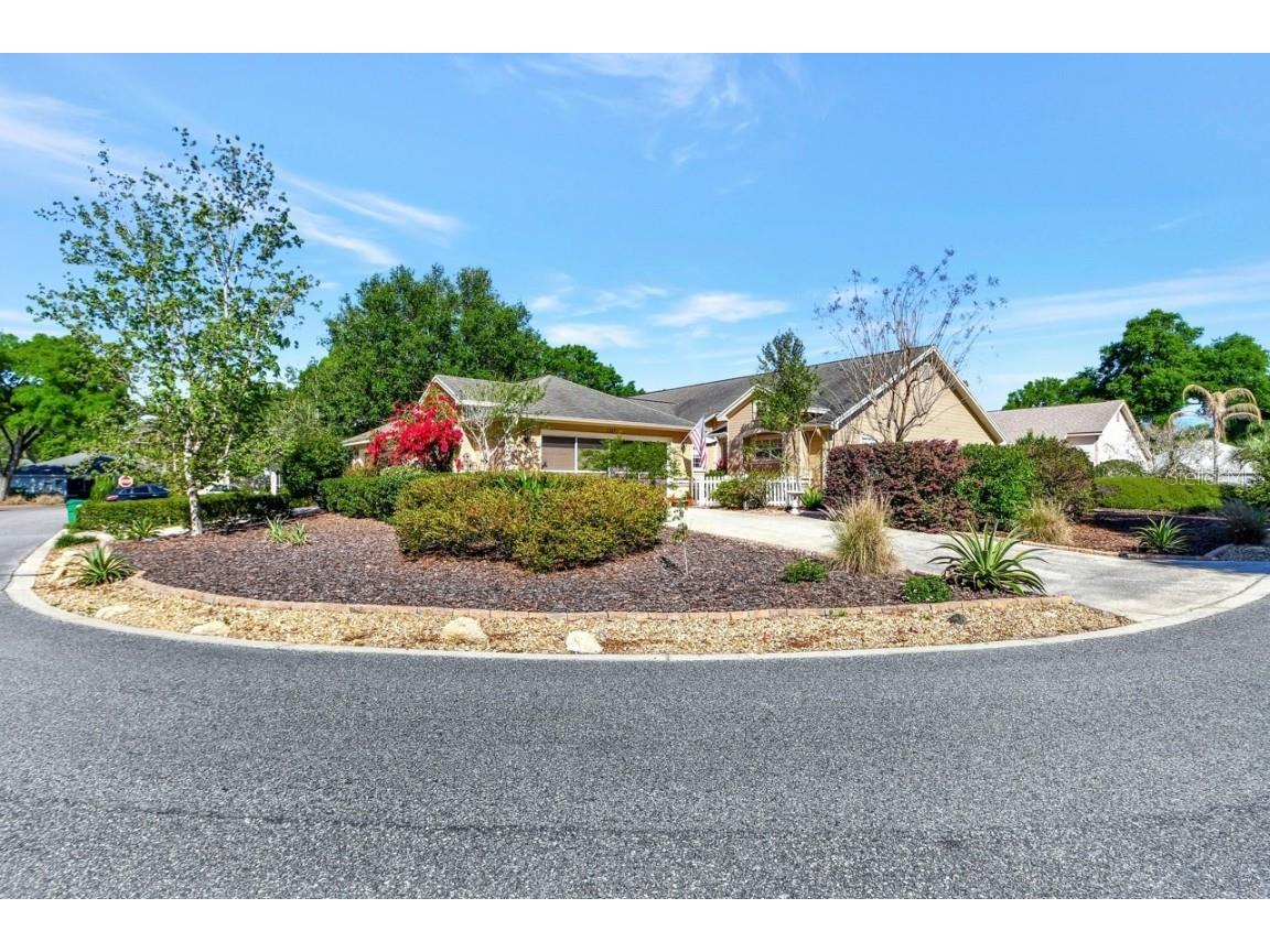 1107 Stillwater Drive Deland FL 32720 V4935276 image1