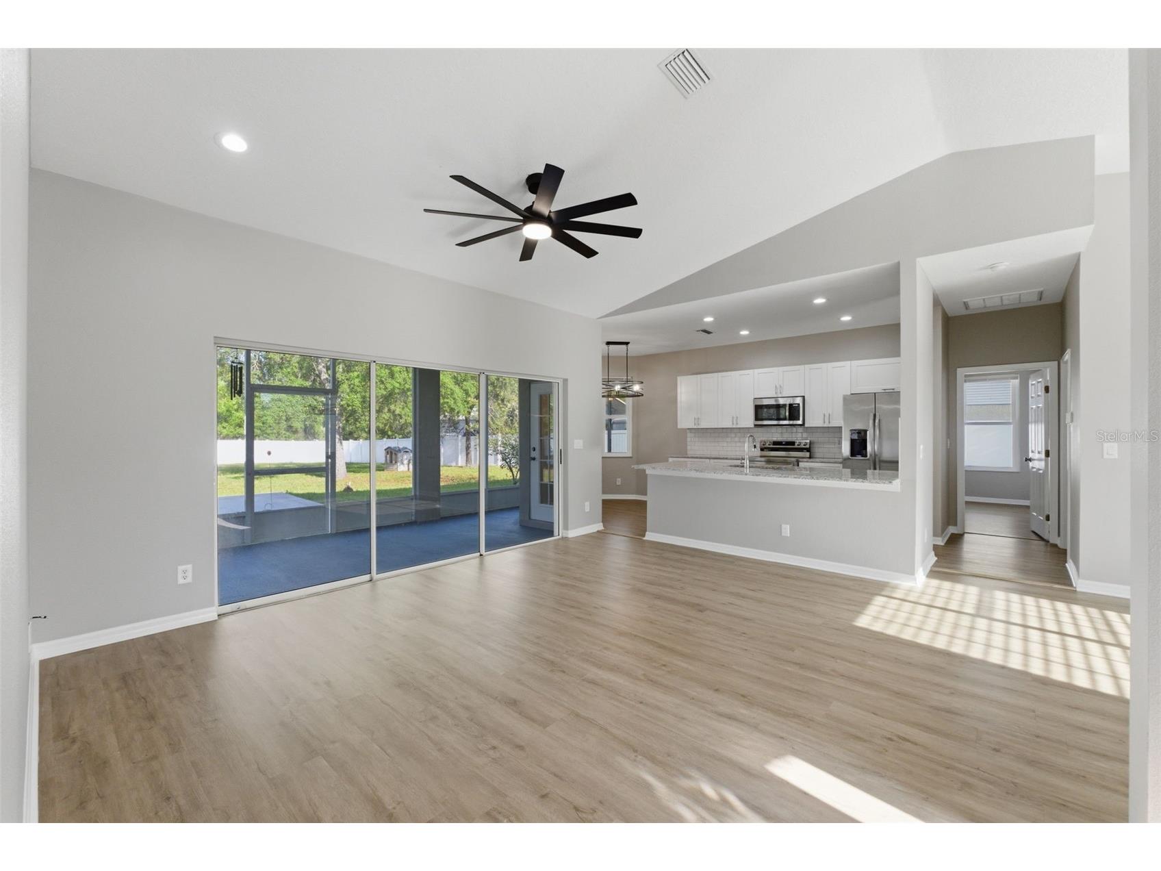 11070 Labrador Duck Road Weeki Wachee FL 34614 W7885443 image8