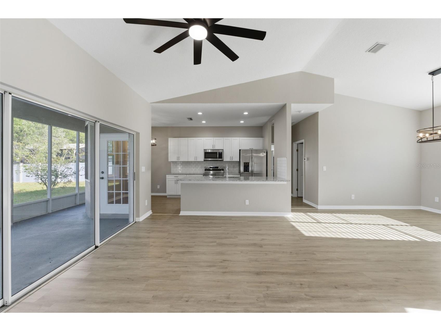 11070 Labrador Duck Road Weeki Wachee FL 34614 W7885443 image9