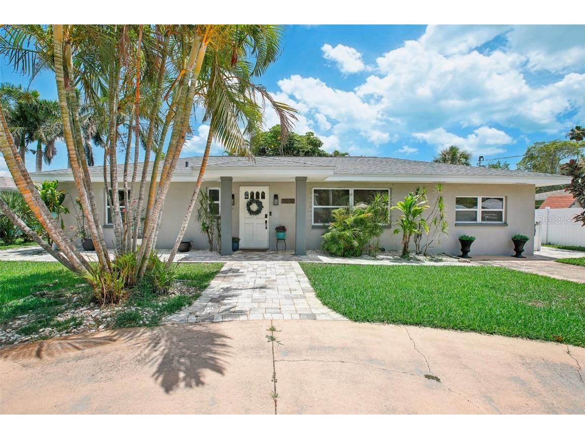 11070 Navajo Drive Saint Petersburg FL 33708 T3534760 image1