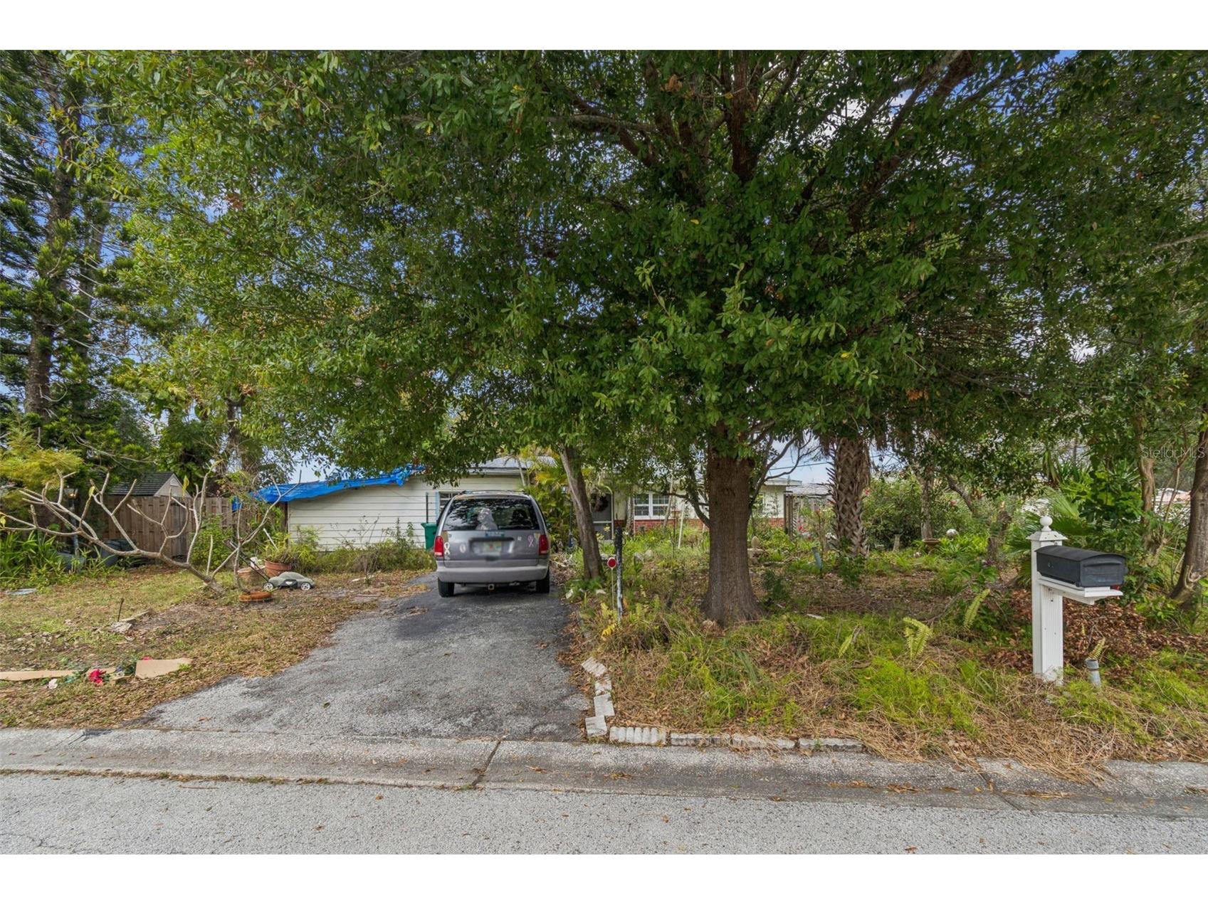 11071 Village Green Avenue Seminole FL 33772 TB8458240 image1