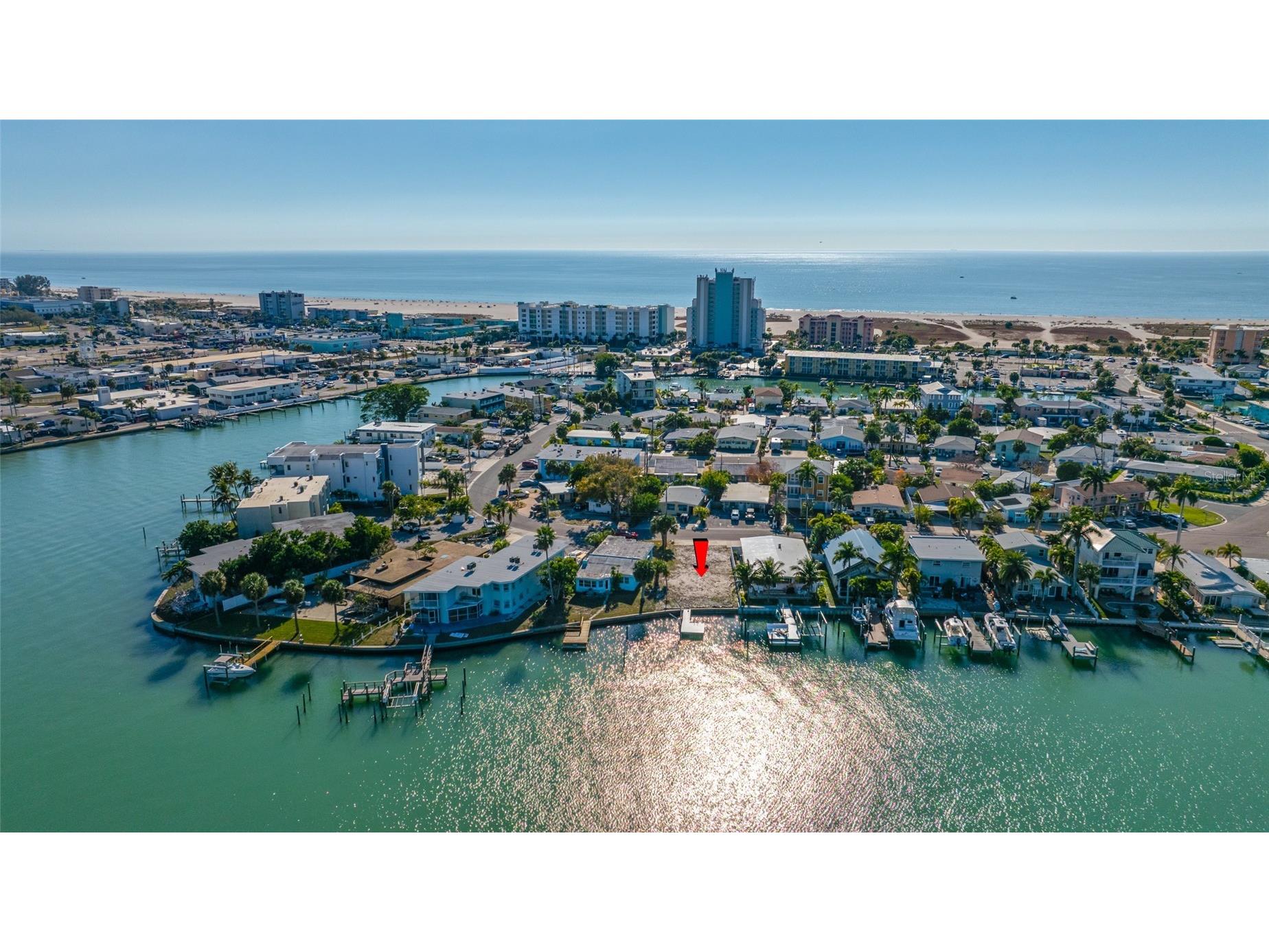 11075 3rd Street E Treasure Island FL 33706 - BOCA CIEGA BAY TB8469259 image1