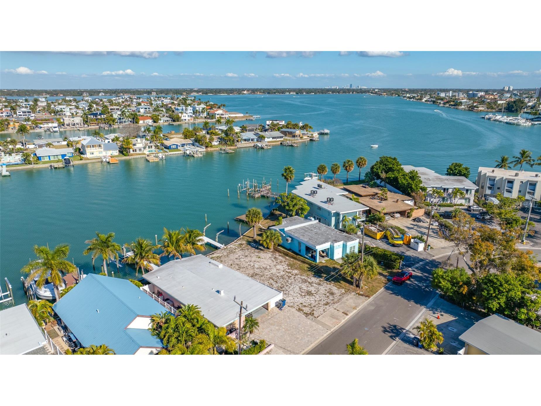 11075 3rd Street E Treasure Island FL 33706 - BOCA CIEGA BAY TB8469259 image21