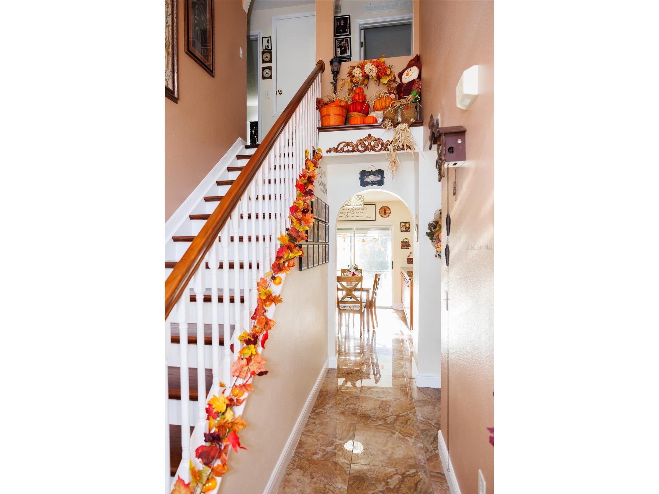 1108 Chateau Circle Minneola FL 34715 - LAKE MINNEOLA G5102226 image5