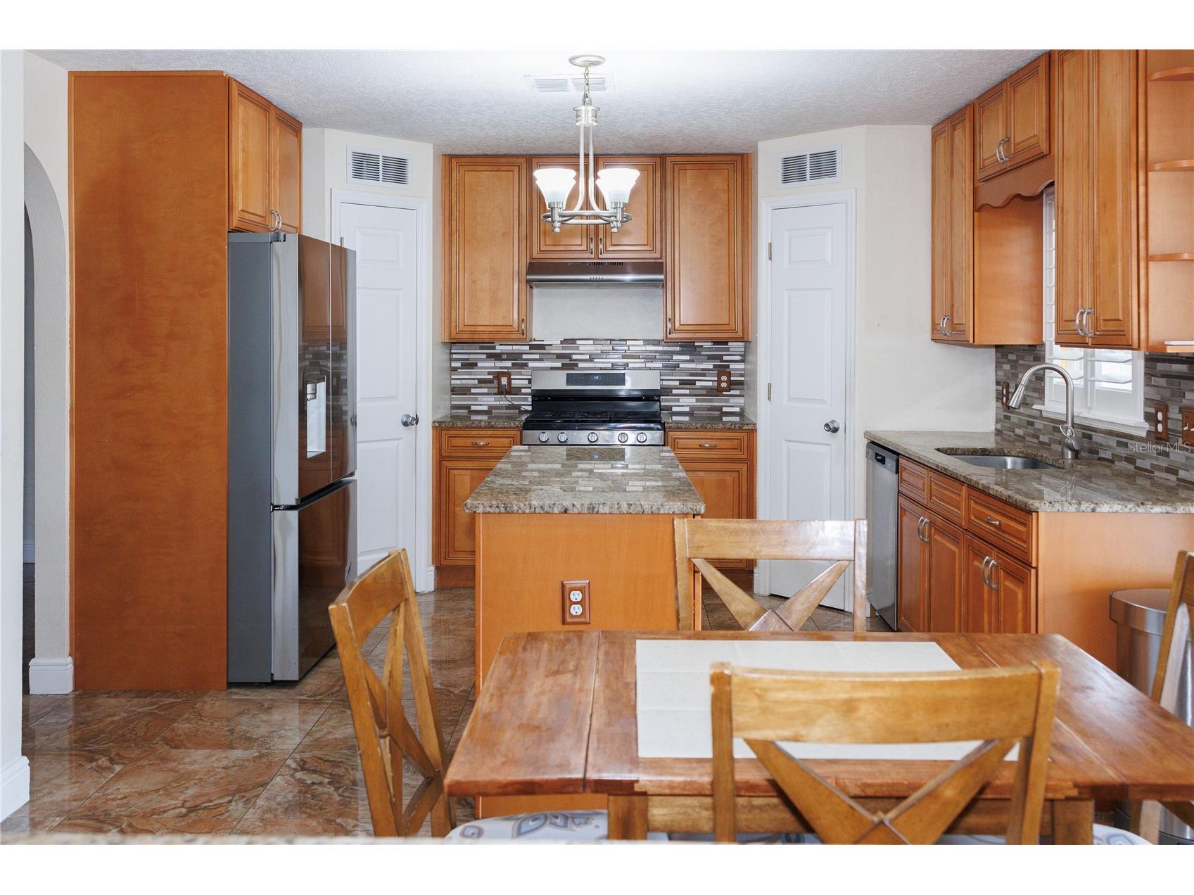 1108 Chateau Circle Minneola FL 34715 - LAKE MINNEOLA G5102226 image67