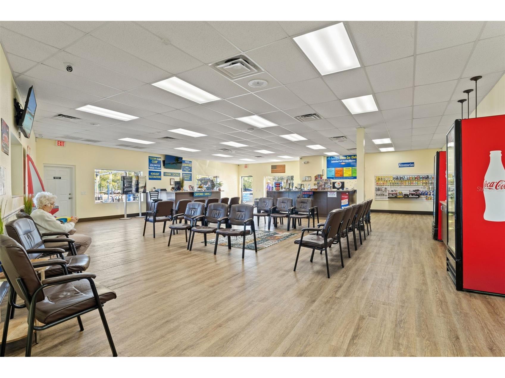 1108 Commercial Way Spring Hill FL 34606 TB8462733 image17