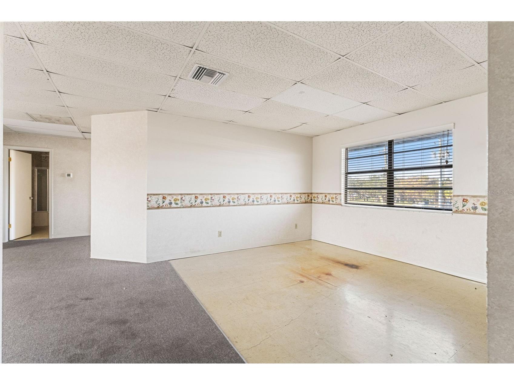 1108 Commercial Way Spring Hill FL 34606 TB8462733 image39