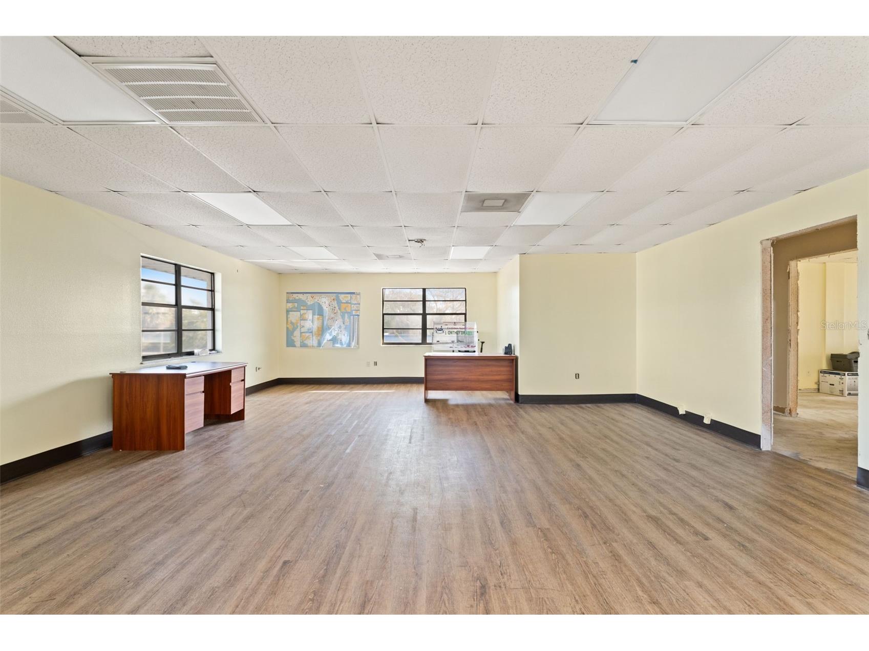 1108 Commercial Way Spring Hill FL 34606 TB8462733 image44