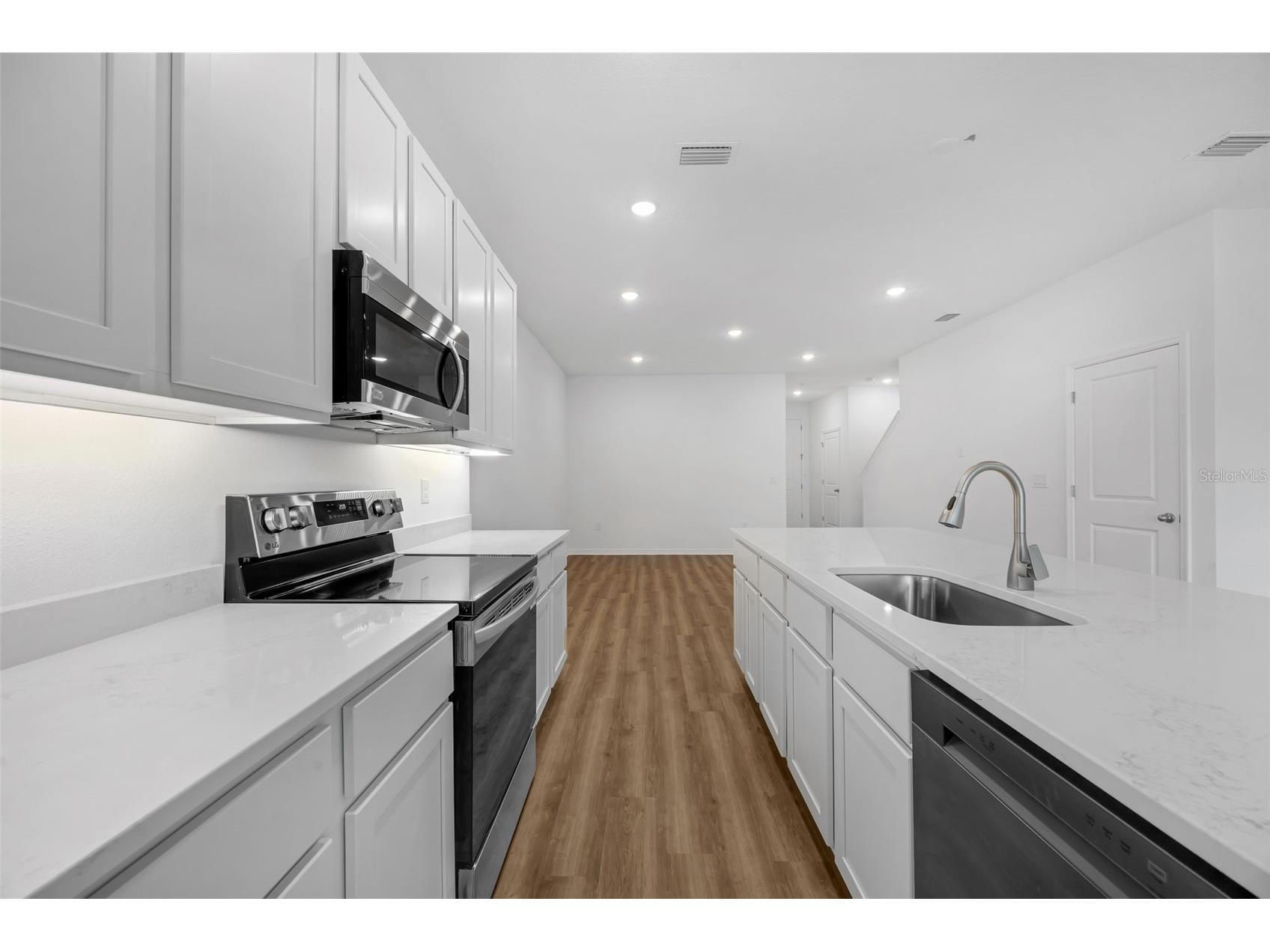 1108 Cypress Elm Drive Deland FL 32720 W7882964 image9