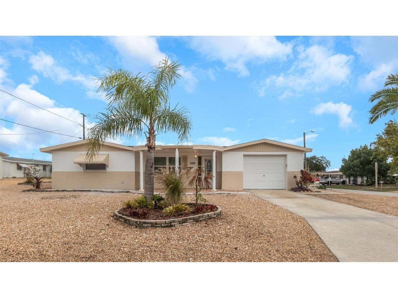 1108 Excalibur Street Holiday FL 34690 W7860613 image1