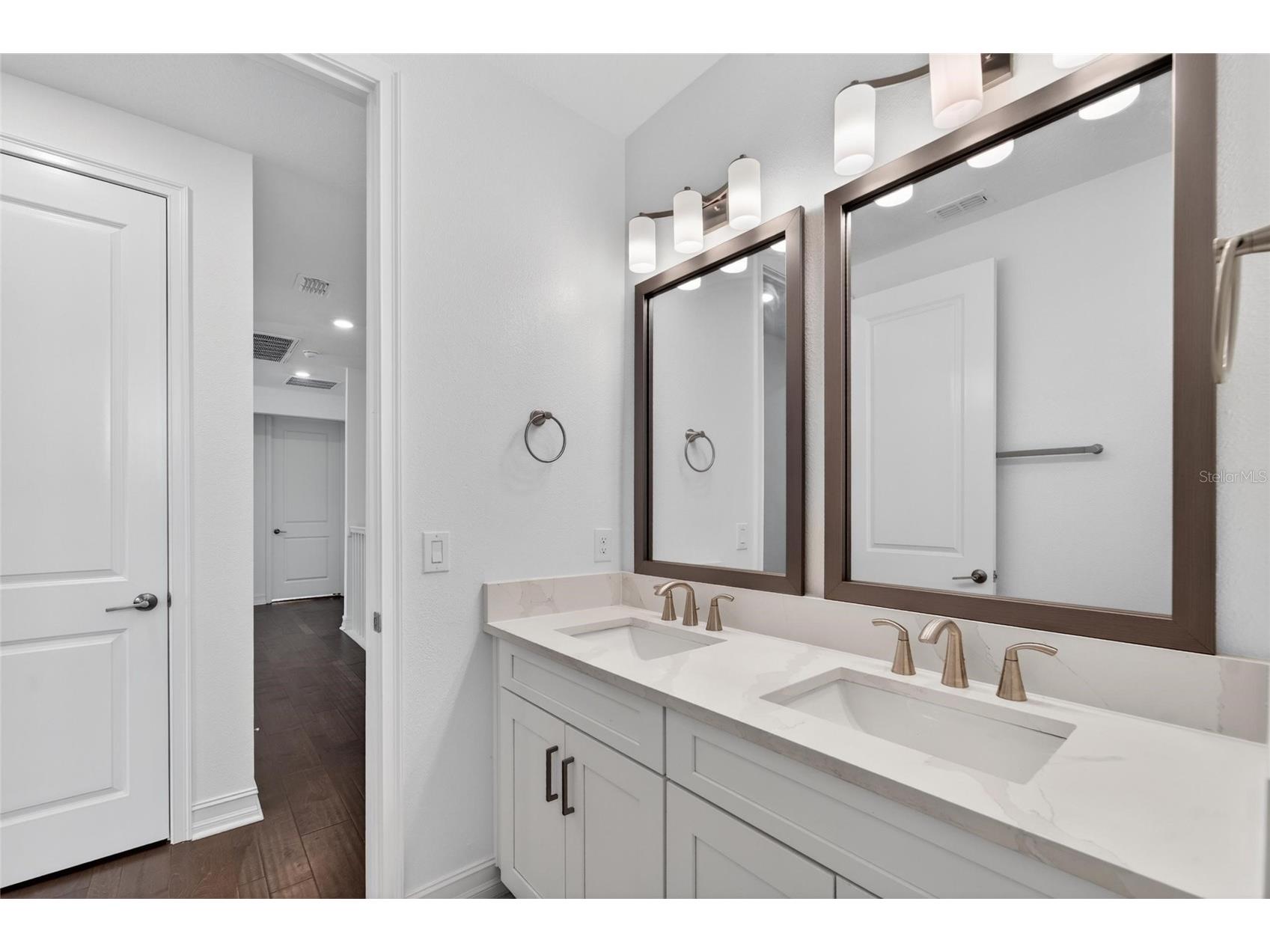 1108 Seagrape Drive Ruskin FL 33570 TB8514726 image58