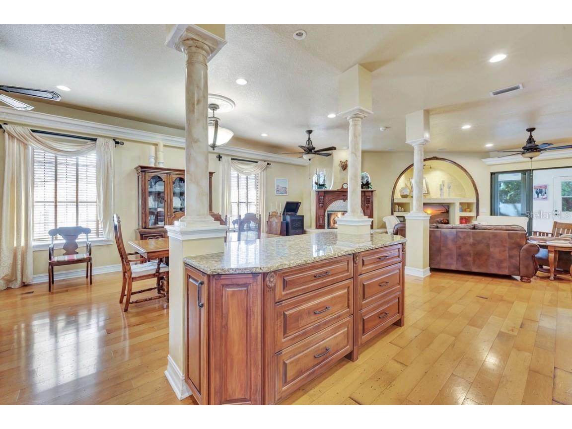 1108 W Charter Street Tampa FL 33602 TB8364770 image14