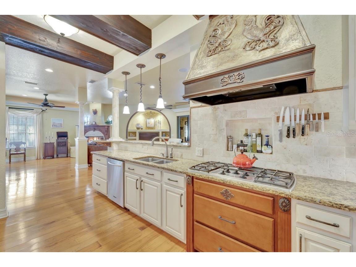 1108 W Charter Street Tampa FL 33602 TB8364770 image6