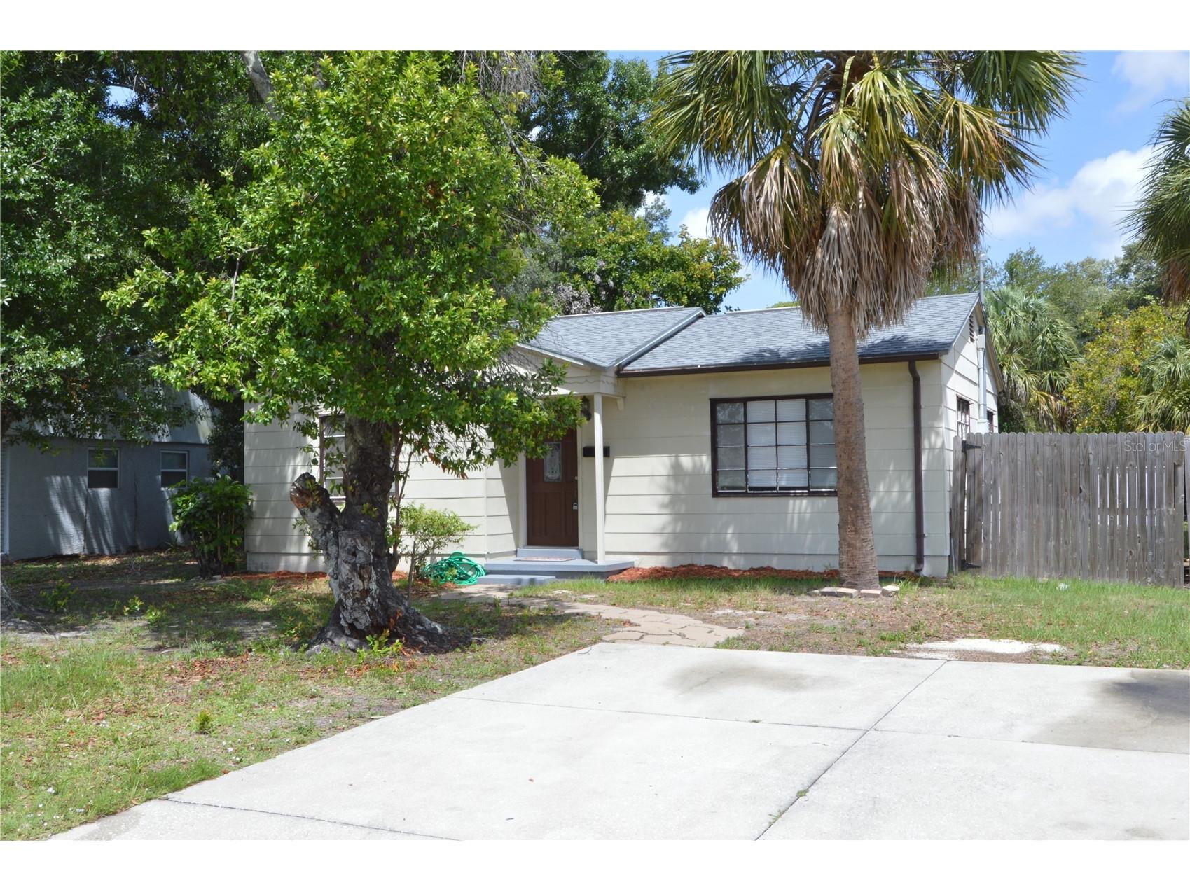 1108 Winchester Road N Saint Petersburg FL 33710 TB8513177 image1