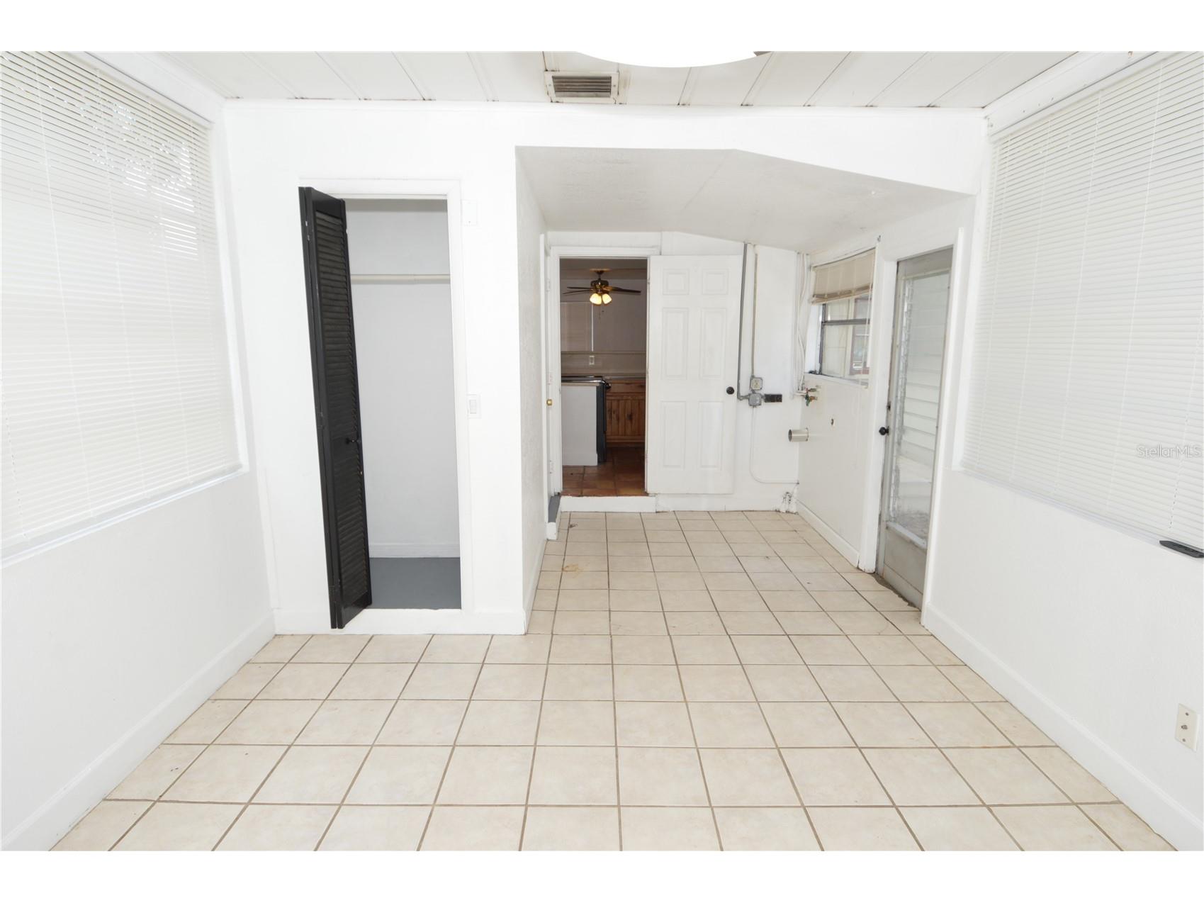 1108 Winchester Road N Saint Petersburg FL 33710 TB8513177 image55